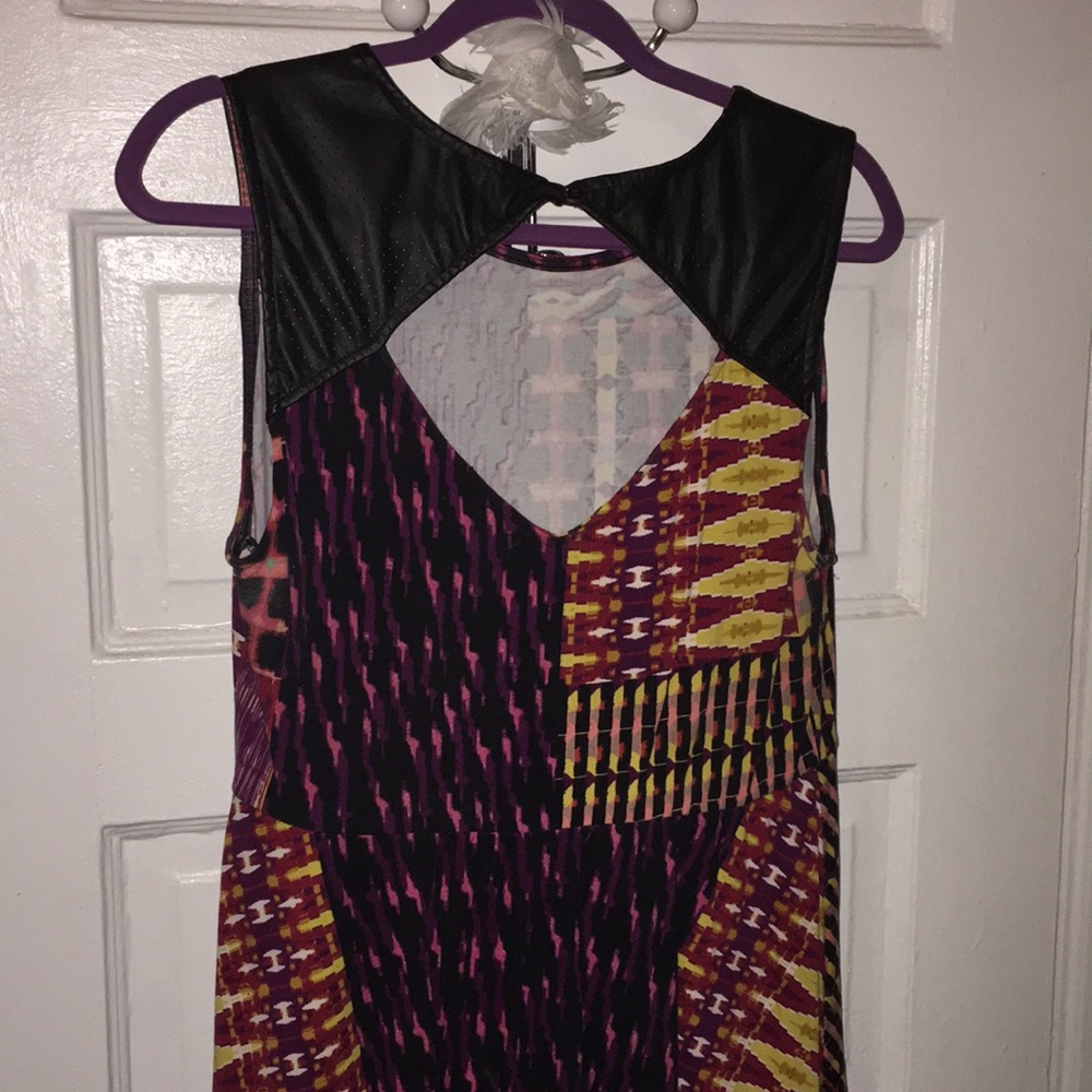 Multi colored Dress - Picture 3 of 5
